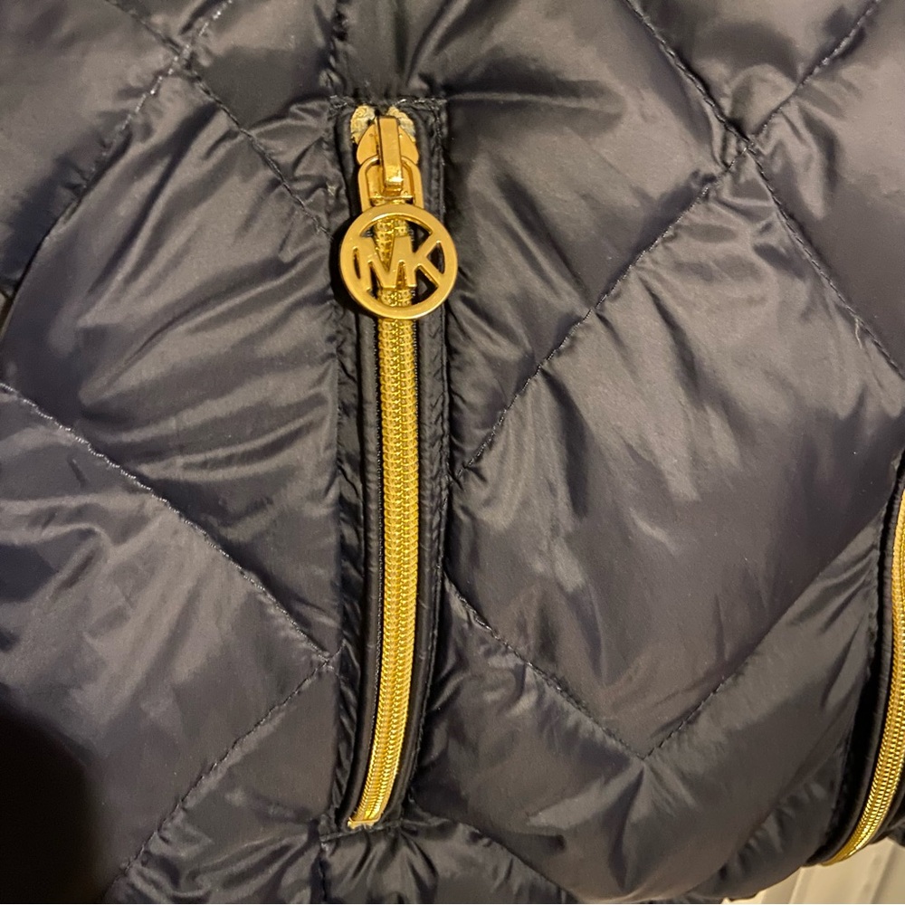 Michael Kors Packable Down Fill Navy Blue Medium Jacket - Picture 2 of 9